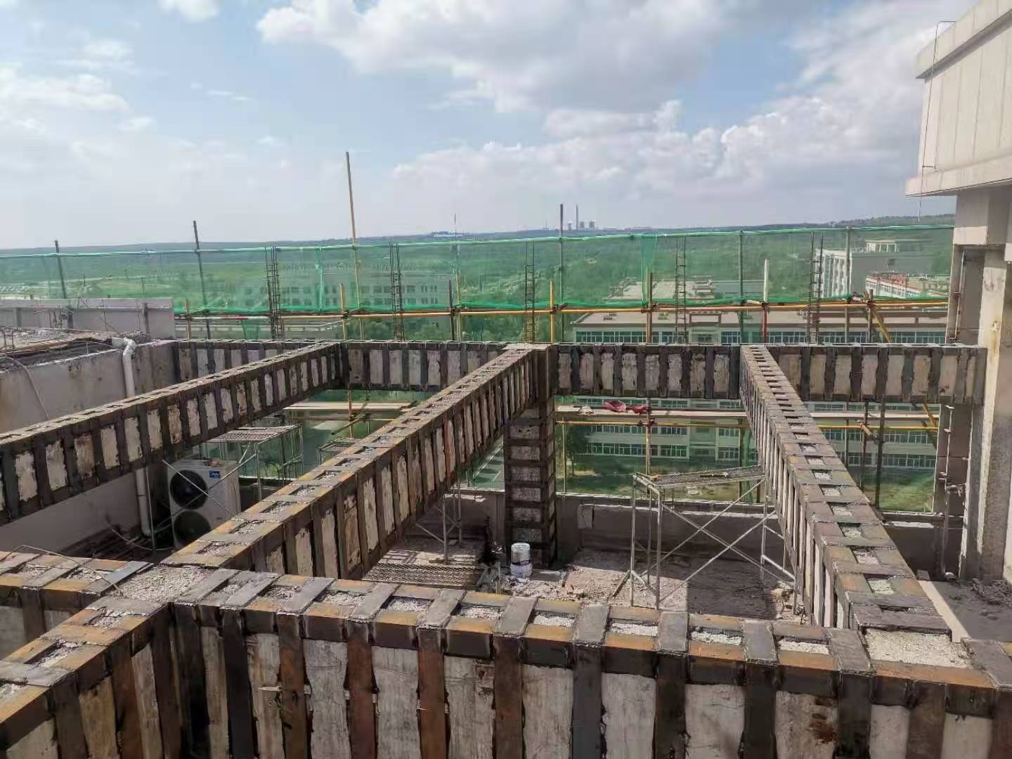 曲靖厂房加固怎么做?